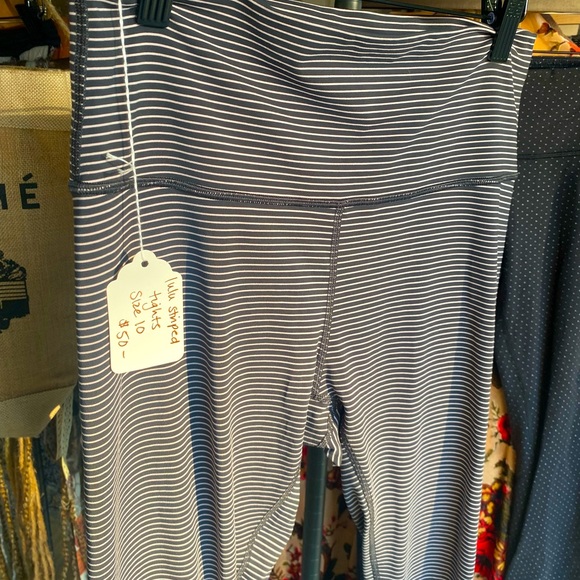 Full length lululemon high rise wunder unders size 10 - Picture 1 of 4